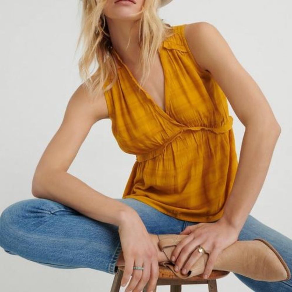 Lucky Brand Romantic Ruffle Sleeveless Top NEW -  no tag